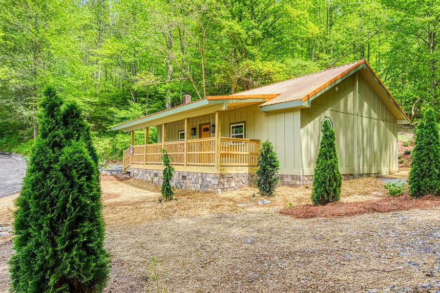 Copper Fox Den